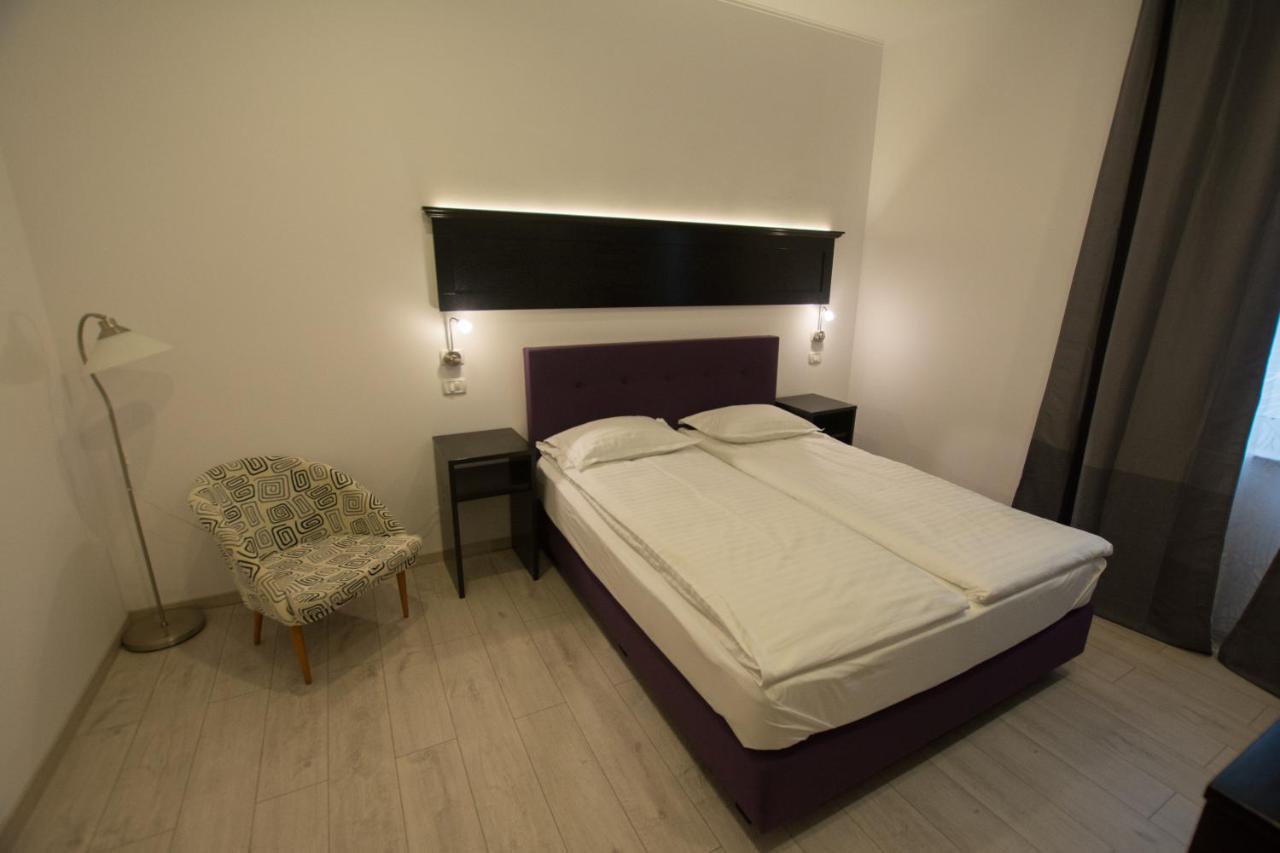 Casa Branga Bed & Breakfast Deva Ngoại thất bức ảnh