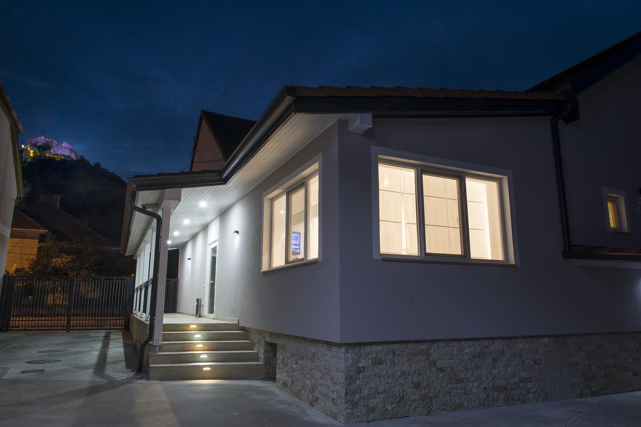 Casa Branga Bed & Breakfast Deva Ngoại thất bức ảnh